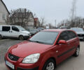 Красный Киа Рио, объемом двигателя 1.4 л и пробегом 288 тыс. км за 4700 $, фото 1 на Automoto.ua