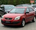Красный Киа Рио, объемом двигателя 1.4 л и пробегом 178 тыс. км за 4500 $, фото 3 на Automoto.ua