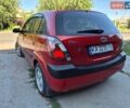 Красный Киа Рио, объемом двигателя 1.4 л и пробегом 241 тыс. км за 4500 $, фото 1 на Automoto.ua