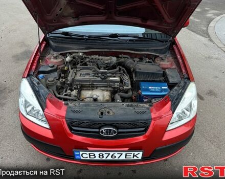 Красный Киа Рио, объемом двигателя 1.4 л и пробегом 288 тыс. км за 4700 $, фото 9 на Automoto.ua