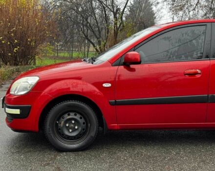 Красный Киа Рио, объемом двигателя 1.4 л и пробегом 189 тыс. км за 6490 $, фото 19 на Automoto.ua