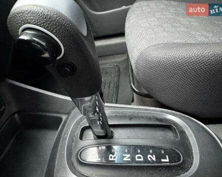 Красный Киа Рио, объемом двигателя 1.4 л и пробегом 189 тыс. км за 6490 $, фото 32 на Automoto.ua