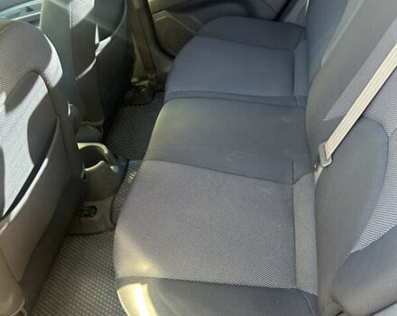 Красный Киа Рио, объемом двигателя 1.4 л и пробегом 230 тыс. км за 4300 $, фото 6 на Automoto.ua