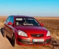 Красный Киа Рио, объемом двигателя 1.4 л и пробегом 281 тыс. км за 4750 $, фото 1 на Automoto.ua