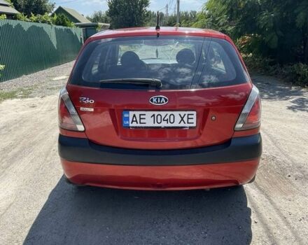 Красный Киа Рио, объемом двигателя 1.4 л и пробегом 205 тыс. км за 4499 $, фото 3 на Automoto.ua
