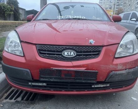 Червоний Кіа Ріо, об'ємом двигуна 1.4 л та пробігом 3 тис. км за 2600 $, фото 2 на Automoto.ua