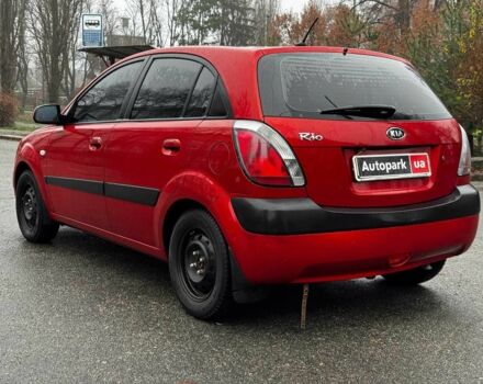 Красный Киа Рио, объемом двигателя 1.4 л и пробегом 189 тыс. км за 6490 $, фото 16 на Automoto.ua