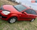 Красный Киа Рио, объемом двигателя 1.4 л и пробегом 230 тыс. км за 3900 $, фото 10 на Automoto.ua