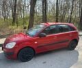 Красный Киа Рио, объемом двигателя 1.4 л и пробегом 122 тыс. км за 6100 $, фото 1 на Automoto.ua