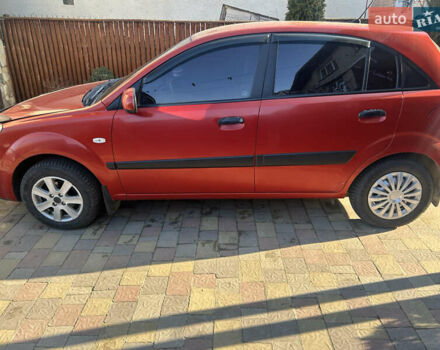 Красный Киа Рио, объемом двигателя 1.4 л и пробегом 230 тыс. км за 4300 $, фото 10 на Automoto.ua