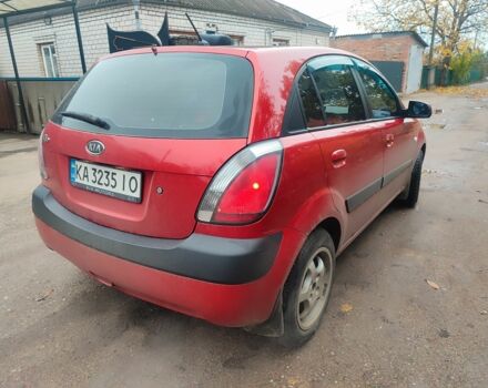 Красный Киа Рио, объемом двигателя 1.4 л и пробегом 218 тыс. км за 4200 $, фото 5 на Automoto.ua