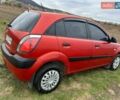 Красный Киа Рио, объемом двигателя 1.4 л и пробегом 230 тыс. км за 3900 $, фото 8 на Automoto.ua