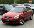 Красный Киа Рио, объемом двигателя 1.4 л и пробегом 178 тыс. км за 4500 $, фото 7 на Automoto.ua