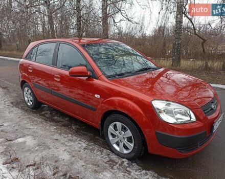 Червоний Кіа Ріо, об'ємом двигуна 1.4 л та пробігом 202 тис. км за 3999 $, фото 6 на Automoto.ua