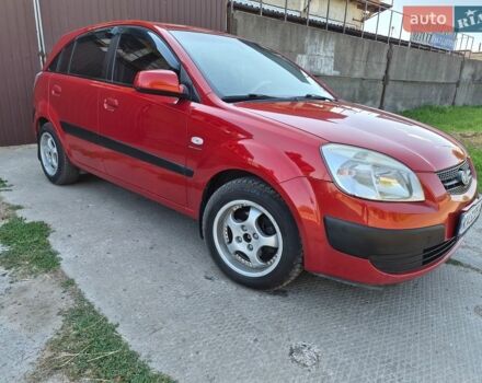 Красный Киа Рио, объемом двигателя 1.4 л и пробегом 241 тыс. км за 4500 $, фото 4 на Automoto.ua