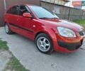 Красный Киа Рио, объемом двигателя 1.4 л и пробегом 241 тыс. км за 4500 $, фото 4 на Automoto.ua