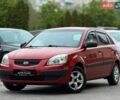 Красный Киа Рио, объемом двигателя 1.4 л и пробегом 178 тыс. км за 4500 $, фото 1 на Automoto.ua