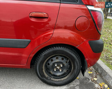 Красный Киа Рио, объемом двигателя 1.4 л и пробегом 187 тыс. км за 6000 $, фото 6 на Automoto.ua