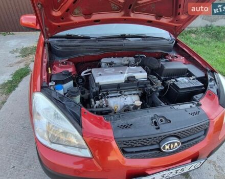 Красный Киа Рио, объемом двигателя 1.4 л и пробегом 241 тыс. км за 4500 $, фото 26 на Automoto.ua