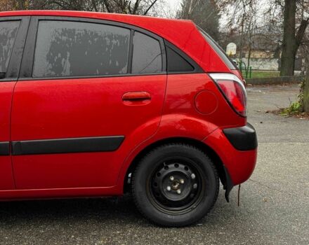 Красный Киа Рио, объемом двигателя 1.4 л и пробегом 189 тыс. км за 6490 $, фото 17 на Automoto.ua