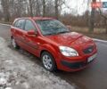 Червоний Кіа Ріо, об'ємом двигуна 1.4 л та пробігом 202 тис. км за 3999 $, фото 4 на Automoto.ua