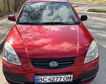 Красный Киа Рио, объемом двигателя 1.39 л и пробегом 122 тыс. км за 5900 $, фото 3 на Automoto.ua