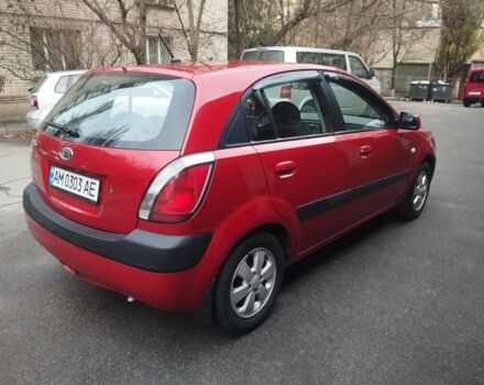 Червоний Кіа Ріо, об'ємом двигуна 1.4 л та пробігом 133 тис. км за 5700 $, фото 2 на Automoto.ua