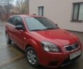 Красный Киа Рио, объемом двигателя 1.4 л и пробегом 120 тыс. км за 5000 $, фото 1 на Automoto.ua