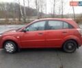 Красный Киа Рио, объемом двигателя 1.4 л и пробегом 170 тыс. км за 4000 $, фото 2 на Automoto.ua