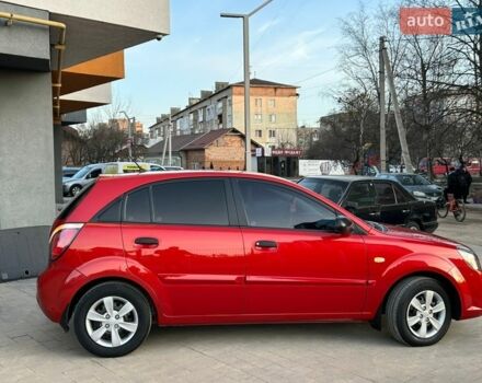 Красный Киа Рио, объемом двигателя 1.4 л и пробегом 120 тыс. км за 5450 $, фото 23 на Automoto.ua