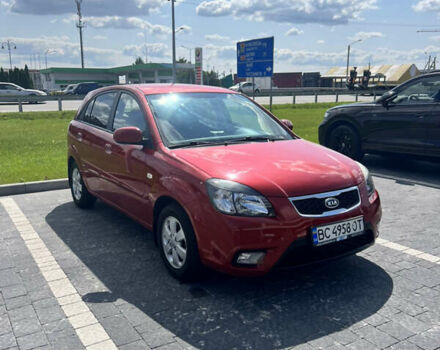 Красный Киа Рио, объемом двигателя 1.4 л и пробегом 121 тыс. км за 5800 $, фото 5 на Automoto.ua