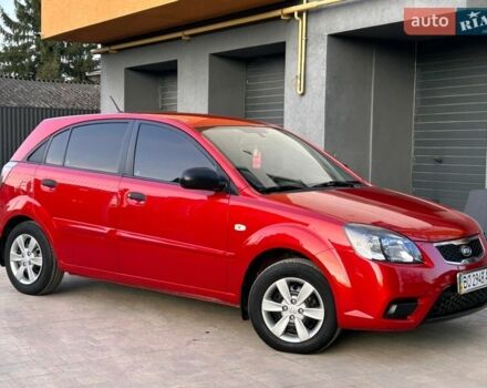 Красный Киа Рио, объемом двигателя 1.4 л и пробегом 120 тыс. км за 5450 $, фото 30 на Automoto.ua