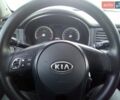 Червоний Кіа Ріо, об'ємом двигуна 1.4 л та пробігом 180 тис. км за 4000 $, фото 5 на Automoto.ua