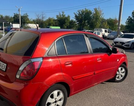 Красный Киа Рио, объемом двигателя 1.4 л и пробегом 144 тыс. км за 7200 $, фото 7 на Automoto.ua