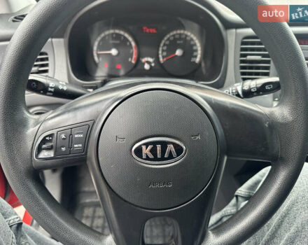 Красный Киа Рио, объемом двигателя 1.4 л и пробегом 119 тыс. км за 5777 $, фото 13 на Automoto.ua