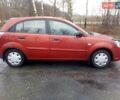 Красный Киа Рио, объемом двигателя 1.4 л и пробегом 170 тыс. км за 4000 $, фото 3 на Automoto.ua