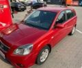 Червоний Кіа Ріо, об'ємом двигуна 1.4 л та пробігом 268 тис. км за 3700 $, фото 2 на Automoto.ua