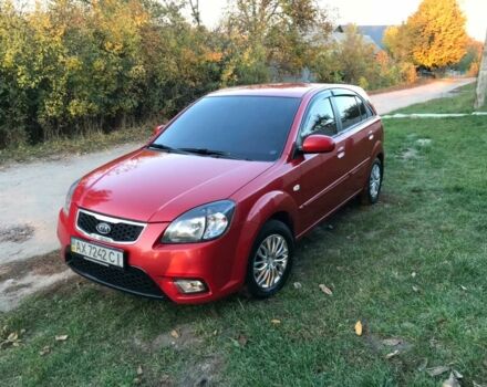 Красный Киа Рио, объемом двигателя 1.4 л и пробегом 95 тыс. км за 8000 $, фото 9 на Automoto.ua