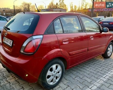 Красный Киа Рио, объемом двигателя 1.4 л и пробегом 173 тыс. км за 5500 $, фото 7 на Automoto.ua