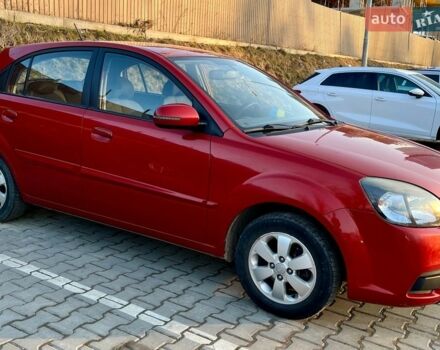Красный Киа Рио, объемом двигателя 1.4 л и пробегом 173 тыс. км за 5500 $, фото 5 на Automoto.ua