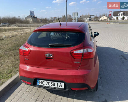 Красный Киа Рио, объемом двигателя 1.4 л и пробегом 208 тыс. км за 6500 $, фото 3 на Automoto.ua