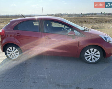 Красный Киа Рио, объемом двигателя 1.4 л и пробегом 208 тыс. км за 6500 $, фото 4 на Automoto.ua