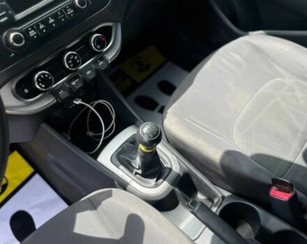 Красный Киа Рио, объемом двигателя 1.2 л и пробегом 265 тыс. км за 6300 $, фото 23 на Automoto.ua