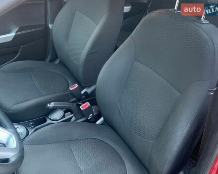 Красный Киа Рио, объемом двигателя 1.4 л и пробегом 123 тыс. км за 8300 $, фото 9 на Automoto.ua