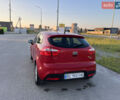 Красный Киа Рио, объемом двигателя 1.1 л и пробегом 203 тыс. км за 6000 $, фото 2 на Automoto.ua