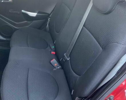 Красный Киа Рио, объемом двигателя 1.4 л и пробегом 123 тыс. км за 8308 $, фото 9 на Automoto.ua