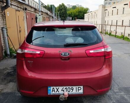 Червоний Кіа Ріо, об'ємом двигуна 1.59 л та пробігом 272 тис. км за 5800 $, фото 6 на Automoto.ua