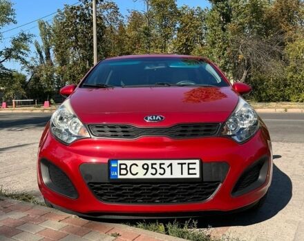 Червоний Кіа Ріо, об'ємом двигуна 1.6 л та пробігом 137 тис. км за 7800 $, фото 2 на Automoto.ua