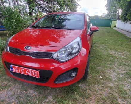 Красный Киа Рио, объемом двигателя 0 л и пробегом 144 тыс. км за 7012 $, фото 1 на Automoto.ua