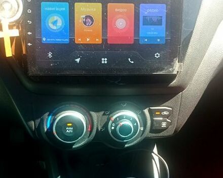 Красный Киа Рио, объемом двигателя 1.6 л и пробегом 28 тыс. км за 8200 $, фото 6 на Automoto.ua